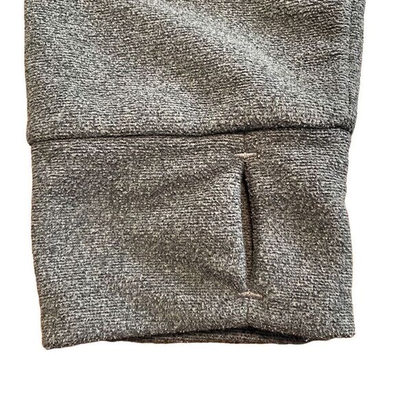 Adidas gray fleece pullover hoodie with roomy zip pockets size M - Picture 6 of 13